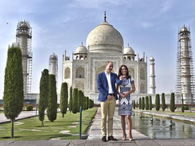 Britain's Prince William, and his wife, Kate, the Duchess of Cambridge, during their visit to the Taj Mahal. ( Ajay Aggarwal/ HT Photo) Britain's Prince William, and his wife, Kate, the Duchess of Cambridge, during their visit to the Taj Mahal. ( Ajay Aggarwal/ HT Photo)