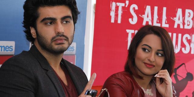 Bollywood actors Arjun Kapoor and Sonakshi Sinha during an exclusive interview for their upcoming movie Tevar at HT Media Office in January, 2015, New Delhi. (HT Photo) Bollywood actors Arjun Kapoor and Sonakshi Sinha during an exclusive interview for their upcoming movie Tevar at HT Media Office in January, 2015, New Delhi. (HT Photo)