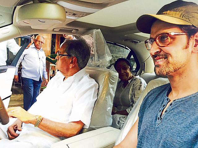 What amazed the veteran film-maker even more was the fact that Hrithik gifted him the car without having any specific occasion for doing so.