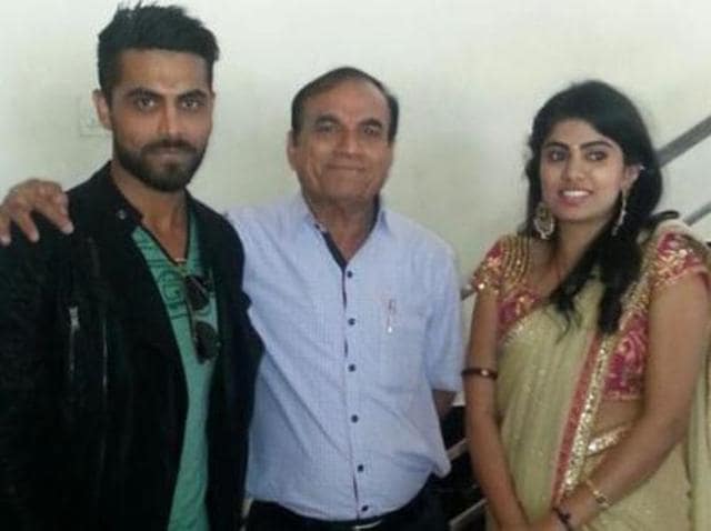The ring ceremony of Jadeja and Solanki was held on February 5. The ring ceremony of Jadeja and Solanki was held on February 5.
