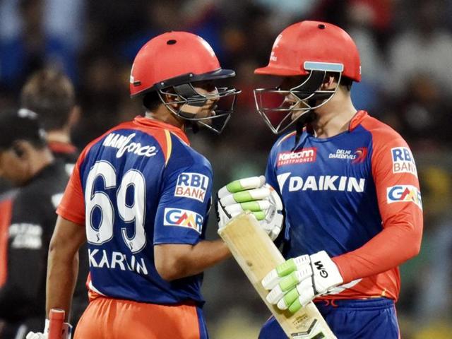 Delhi Daredevils Quinton De Kock and Karun Nair in action against Royal Challengers Bangalore. (Mohd Zakir/HT Photo) 