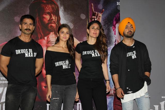 Shahid Kapoor, Alia Bhatt, Kareena Kapoor and Diljit Dosanjh during the trailer launch. (IANS) Shahid Kapoor, Alia Bhatt, Kareena Kapoor and Diljit Dosanjh during the trailer launch. (IANS)