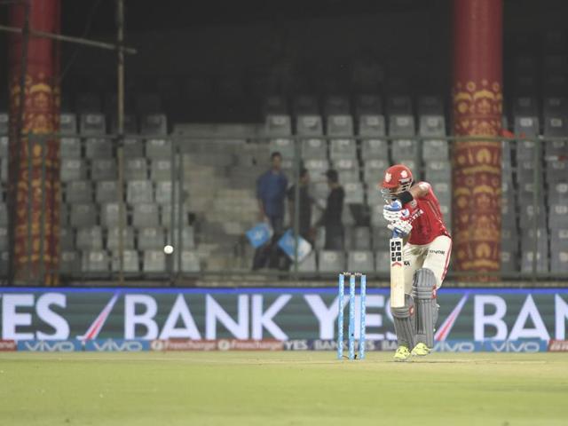 Though BCCI has not released the official figure, less than 20,000 were estimated to have watched Delhi Daredevils’ match against Kings XI Punjab at Kotla on Friday.(Ravi Choudhary/ HT) Though BCCI has not released the official figure, less than 20,000 were estimated to have watched Delhi Daredevils’ match against Kings XI Punjab at Kotla on Friday.(Ravi Choudhary/ HT)
