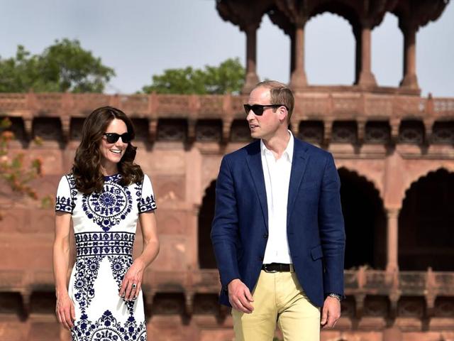 Britain's Prince William, and his wife, Kate, the Duchess of Cambridge, during their visit to the Taj Mahal in Agra. (Ajay Aggarwal/ HT Photo) Britain's Prince William, and his wife, Kate, the Duchess of Cambridge, during their visit to the Taj Mahal in Agra. (Ajay Aggarwal/ HT Photo)