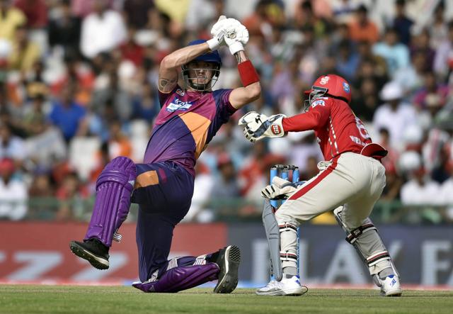 Kevin Pietersen hits a shot. (Gurpreet Singh/HT Photo) Kevin Pietersen hits a shot. (Gurpreet Singh/HT Photo)