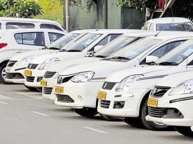 Delhi chief minister Arvind Kejriwal warned of “strict action” against the app-based taxi services, including cancellation of permits and impounding of vehicles, for charging fares more than the rates prescribed by the government.(HT Photo)