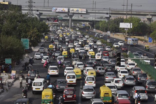 In the second phase from April 15 to 30, the government added into its exemption list people driving with schoolchildren in uniform. (Saumya Khandelwal/HT Photo) In the second phase from April 15 to 30, the government added into its exemption list people driving with schoolchildren in uniform. (Saumya Khandelwal/HT Photo)