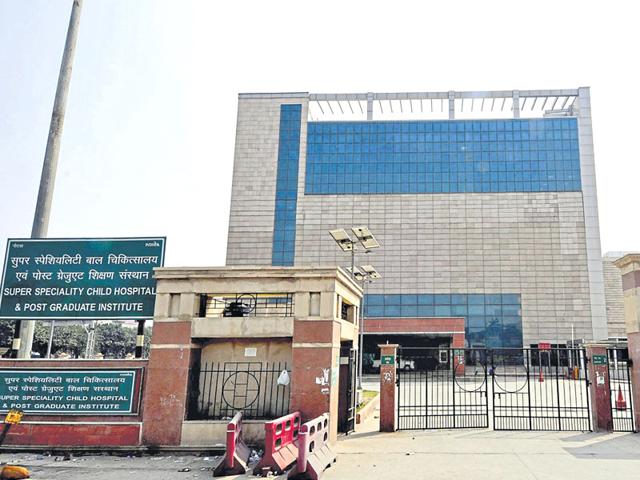 Noida doctors quit posts as district admin officials occupy their flats ...