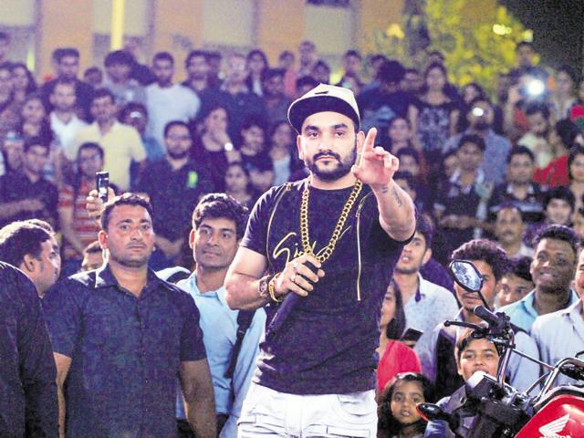 Haryanvi singer and rapper Fazilpuria performed at season 3 of Friday Jam in CyberHub. (Parveen Kumar/HT Photo) Haryanvi singer and rapper Fazilpuria performed at season 3 of Friday Jam in CyberHub. (Parveen Kumar/HT Photo)