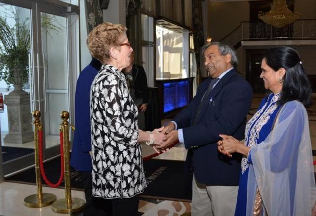 Sushma and Vijay Agarwal welcome Ontario Premier Kathleen Wynne at the launch of the Peel chapter of PFLAG. (HT Photo)
