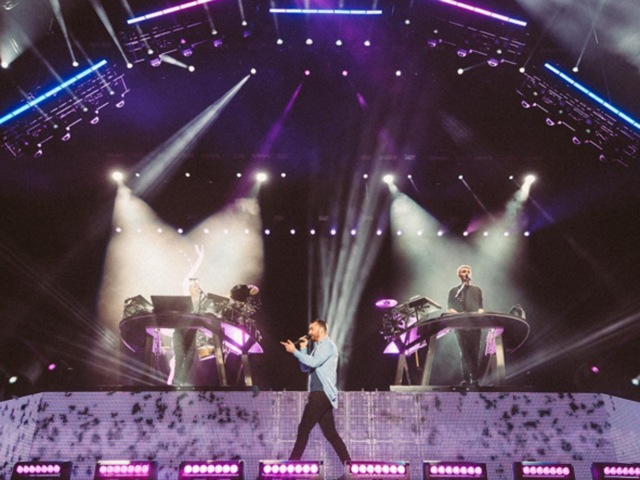 Recent Oscar winner Sam Smith performs at Coachella 2016. (Instagram) 