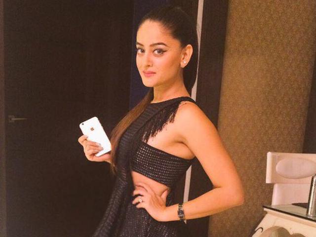 Actor Mahhi Vij says that it’s important to choose your friends wisely in the industry. Actor Mahhi Vij says that it’s important to choose your friends wisely in the industry.