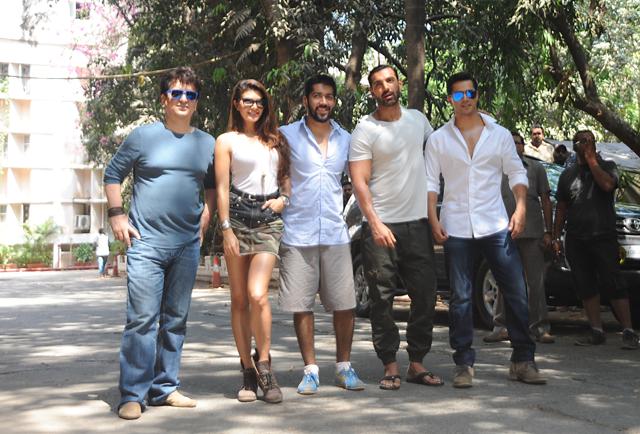 Jacqueline Fernandez poses with Indian actors Varun Dhawan and John Abraham during the announcement for the Hindi film Dishoom directed by Rohit Dhawan and produced by Sajid Nadiadwala. (AFP) Jacqueline Fernandez poses with Indian actors Varun Dhawan and John Abraham during the announcement for the Hindi film Dishoom directed by Rohit Dhawan and produced by Sajid Nadiadwala. (AFP)