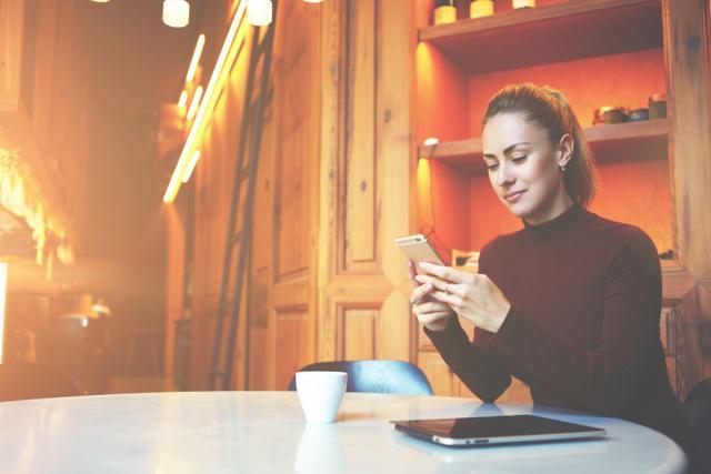 Researchers warn that whenever we use ‘location-aware’ devices, or tap on Waze or dating apps, like Tinder, or check-in on Facebook, we are really diminishing our own privacy. (Shutterstock) Researchers warn that whenever we use ‘location-aware’ devices, or tap on Waze or dating apps, like Tinder, or check-in on Facebook, we are really diminishing our own privacy. (Shutterstock)