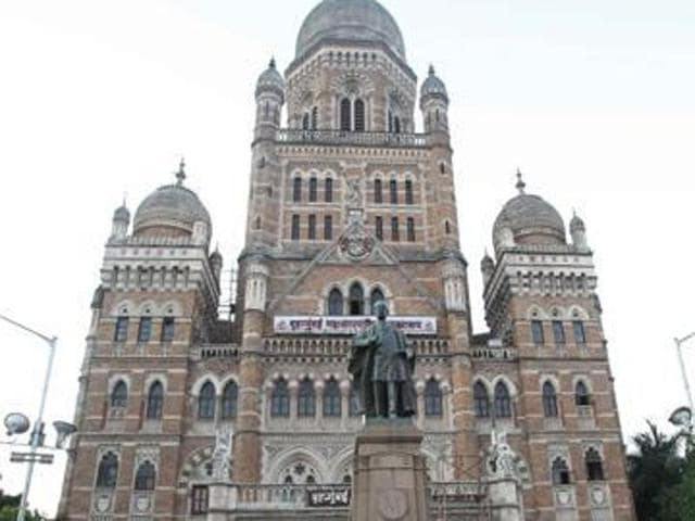 The civic body is looking at starting the project from civic-run Sion hospital, followed by KEM and Nair hospitals. (HT File) The civic body is looking at starting the project from civic-run Sion hospital, followed by KEM and Nair hospitals. (HT File)