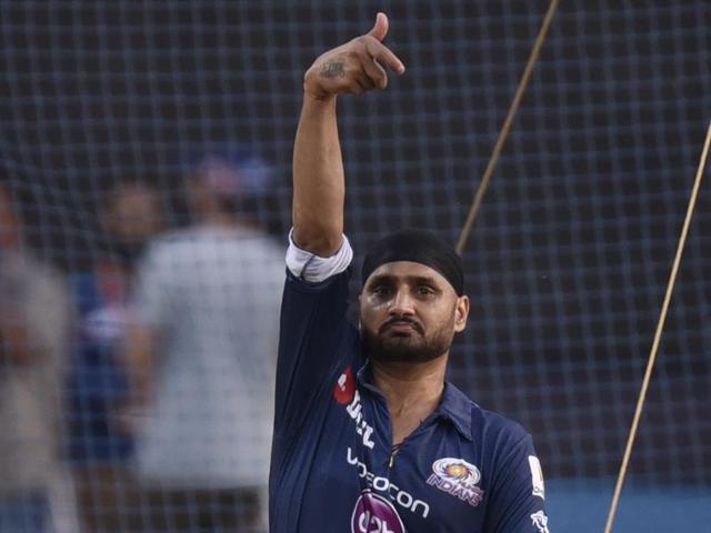Harbhajan Singh, who used to be one of Mumbai Indians’ key bowlers not many seasons ago, has not been able to fill the massive void left behind by Lasith Malinga’s absence. (Satish Bate/HT Photo) Harbhajan Singh, who used to be one of Mumbai Indians’ key bowlers not many seasons ago, has not been able to fill the massive void left behind by Lasith Malinga’s absence. (Satish Bate/HT Photo)