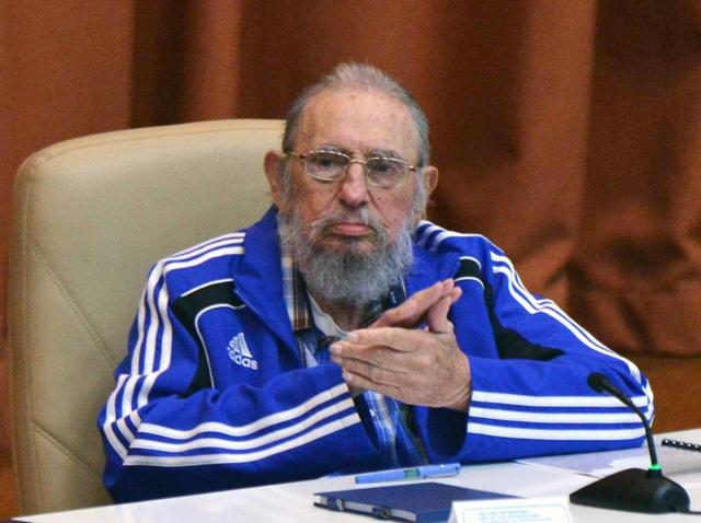 Handout picture released by Cuban Agency ACN showing Cuban Former President Fidel Castro (L) speaking next to Cuban President Raul Castro during the closing ceremony of VII Congress of Cuban Communist Party (PCC) at Convention Palace in Havana, on April 19, 2016. (AFP Photo) Handout picture released by Cuban Agency ACN showing Cuban Former President Fidel Castro (L) speaking next to Cuban President Raul Castro during the closing ceremony of VII Congress of Cuban Communist Party (PCC) at Convention Palace in Havana, on April 19, 2016. (AFP Photo)