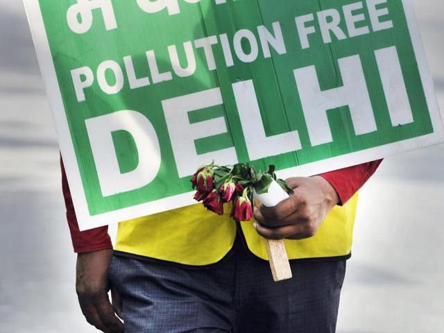 While the Delhi government has been lenient on motorcycles and scooters and has exempted them from the odd-even scheme, Beijing has been actively working to eliminate two-wheelers and encourage use of electric cars. (Photo by Burhaan Kinu / Hindustan Times) While the Delhi government has been lenient on motorcycles and scooters and has exempted them from the odd-even scheme, Beijing has been actively working to eliminate two-wheelers and encourage use of electric cars. (Photo by Burhaan Kinu / Hindustan Times)