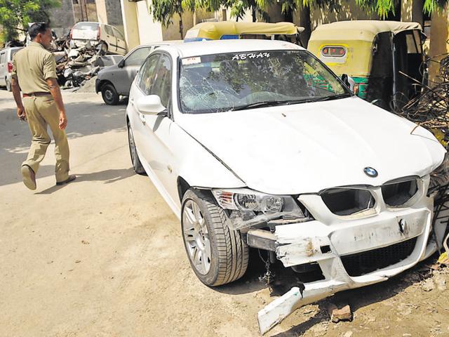 The accused, a Delhi resident, allegedly hit four people near Noida stadium, killing one and injuring three.(HT File Photo) The accused, a Delhi resident, allegedly hit four people near Noida stadium, killing one and injuring three.(HT File Photo)