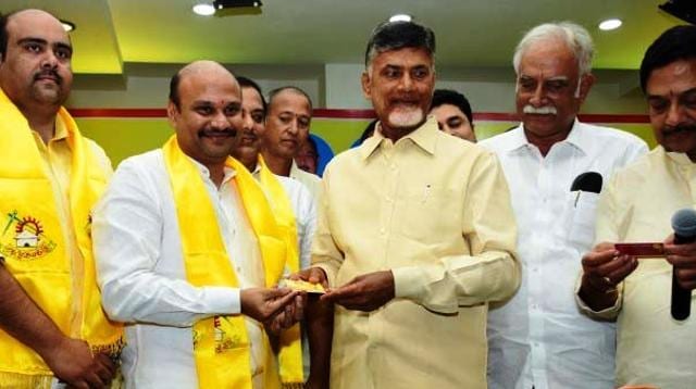 Andhra Pradesh chief minister N Chandrababu Naidu (centre) flanked by Sujai Krishna Ranga Rao of Bobbili (left) and Union civil aviation minister P Ashok Gajapati Raju (right). Andhra Pradesh chief minister N Chandrababu Naidu (centre) flanked by Sujai Krishna Ranga Rao of Bobbili (left) and Union civil aviation minister P Ashok Gajapati Raju (right).