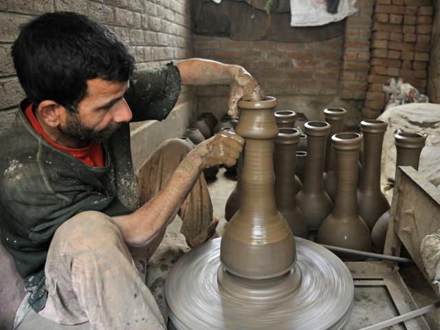 The instrument is still made of baked clay maintaining its originality. (Waseem Andrabi/HT)