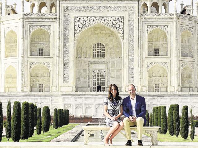 Everyone from Shah Rukh Khan and Aishwarya Rai to Alia Bhatt and Parineeti Chopra turned up to break bread with William and Catherine.(REUTERS) Everyone from Shah Rukh Khan and Aishwarya Rai to Alia Bhatt and Parineeti Chopra turned up to break bread with William and Catherine.(REUTERS)