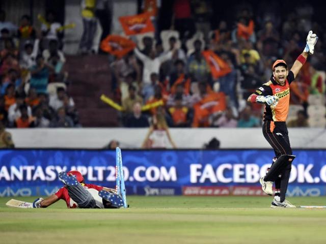 Sunrisers Hyderabad`s Naman Ojha reacts after running out Manan Vohra. (Sanjeev Verma/HT Photo)