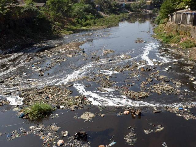 It was in a significant order last July that the tribunal’s western bench invoking the principle of ‘polluter pays’ directed various government agencies to cough up Rs95 crore to restore and compensate for polluting the Ulhas river.(HT File) It was in a significant order last July that the tribunal’s western bench invoking the principle of ‘polluter pays’ directed various government agencies to cough up Rs95 crore to restore and compensate for polluting the Ulhas river.(HT File)