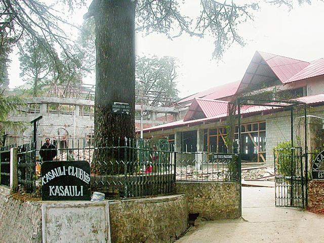 An-hour-and-a-half ’s drive from Chandigarh, Kasauli has an enviable altitude of 6,200 feet above sea level. (HT FILE) An-hour-and-a-half ’s drive from Chandigarh, Kasauli has an enviable altitude of 6,200 feet above sea level. (HT FILE)
