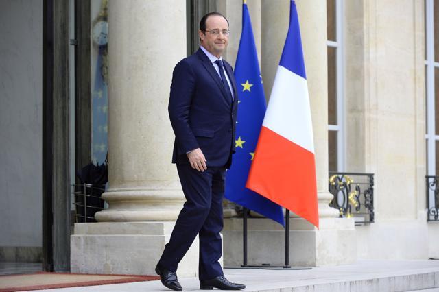 This file photo taken on March 07, 2014 shows French President Francois Hollande waiting for a meeting at the Elysee presidential palace in Paris. (AFP Photo) This file photo taken on March 07, 2014 shows French President Francois Hollande waiting for a meeting at the Elysee presidential palace in Paris. (AFP Photo)