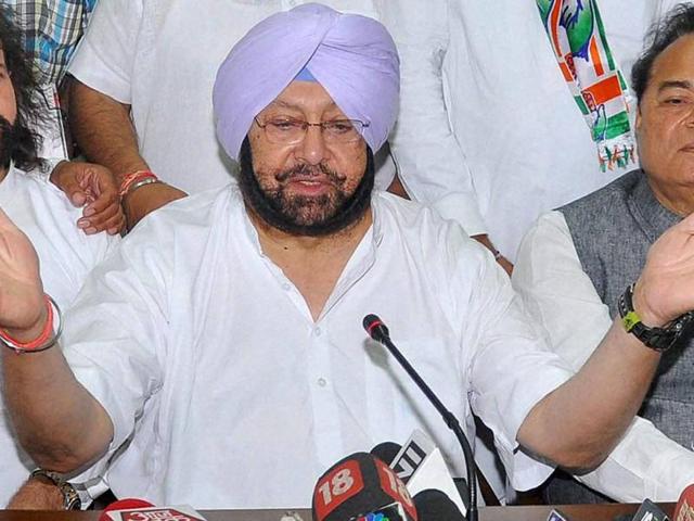 Former chief minister of Punjab and Congress leader Captain Amarinder Singh is learnt to have cancelled his seven-day trip to Canada .(PTI File Photo) Former chief minister of Punjab and Congress leader Captain Amarinder Singh is learnt to have cancelled his seven-day trip to Canada .(PTI File Photo)
