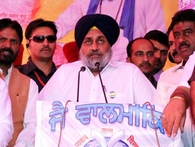 Punjab deputy chief minister Sukhbir Singh Badal in Ludhiana on Sunday. (HT Photo) Punjab deputy chief minister Sukhbir Singh Badal in Ludhiana on Sunday. (HT Photo)