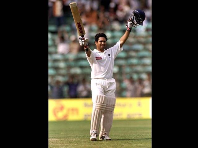 For someone of his small frame, Sachin plays with one of the heaviest bats. His current willow weighs 1250 to 1300gms. Shaun Botterill /Allsport. Getty Images.