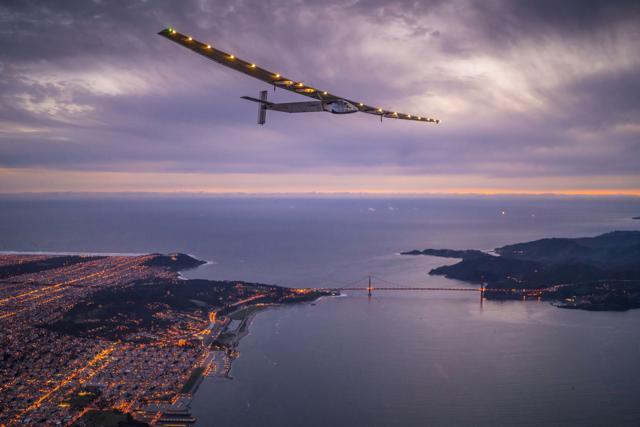 This handout photo taken on April 23, 2016 and released by Solar Impulse 2 shows the plane piloted by Swiss adventurer Bertrand Piccard, flying over the Golden Gate bridge in San Francisco, California. (AFP Photo) This handout photo taken on April 23, 2016 and released by Solar Impulse 2 shows the plane piloted by Swiss adventurer Bertrand Piccard, flying over the Golden Gate bridge in San Francisco, California. (AFP Photo)