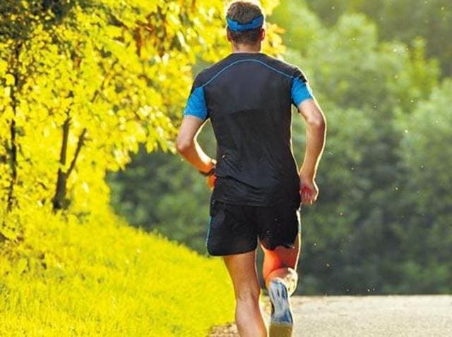 Anyone willing to start jogging should walk for two months, which will help in the increase of flexibility of the body and the knees, preventing any kind of strain to the knee joints.(Shutterstock)