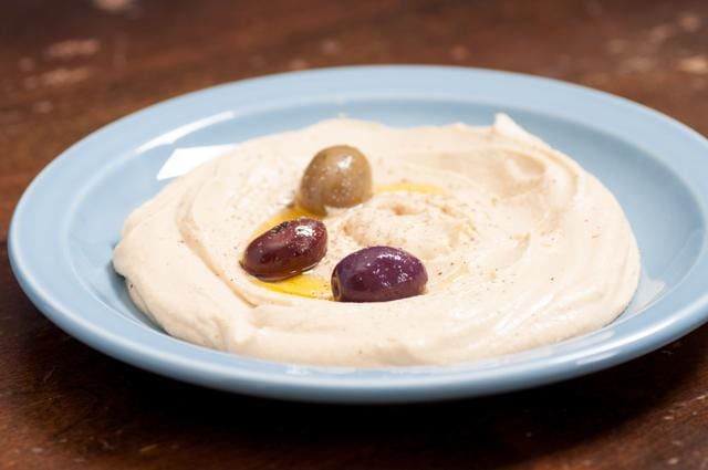 Chickpea Hummus is usually served with pita bread. (Shutterstock)