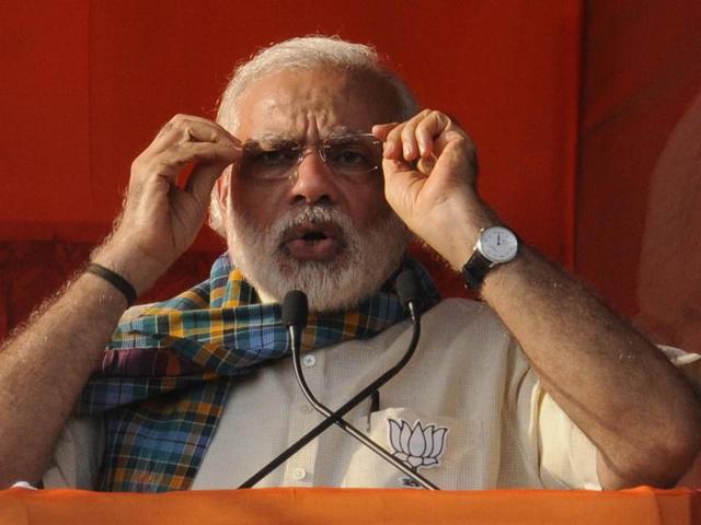 Over 100 activists, economists and sociologists asked Prime Minister Narendra Modi to respond to the drought in several states. (Subhendu Ghosh/HT Photo) Over 100 activists, economists and sociologists asked Prime Minister Narendra Modi to respond to the drought in several states. (Subhendu Ghosh/HT Photo)