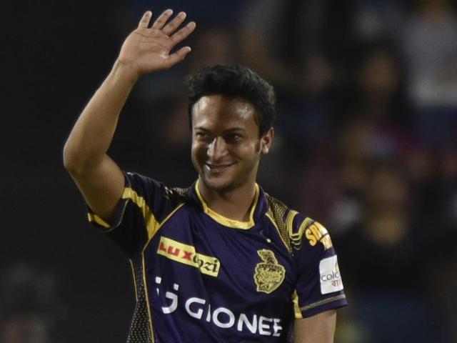 Shakib Al Hasan (L) celebrates with teammate Rajagopal Sathish (L) the wicket of Rising Pune Supergiants’ Steven Smith. (AFP) Shakib Al Hasan (L) celebrates with teammate Rajagopal Sathish (L) the wicket of Rising Pune Supergiants’ Steven Smith. (AFP)