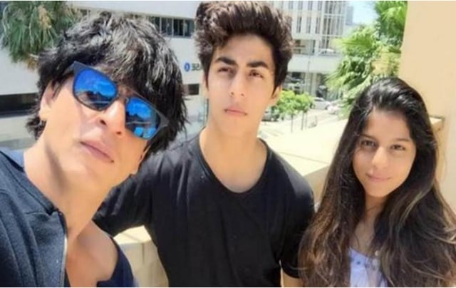 Shah Rukh Khan with son Aryan and daughter Suhana.