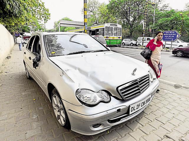 32-year-old Sidharth Sharma, a business consultant, was killed when a speeding Mercedes car allegedly driven by a teen, hit him while he was crossing the road in New Delhi.(Sonu Mehta/ Hindustan Times)