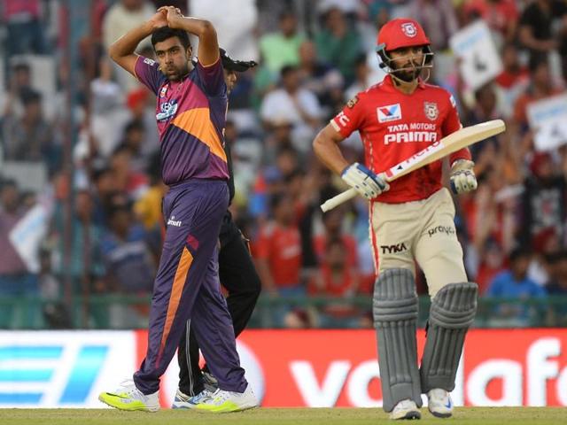 Rising Pune Supergiants M. Ashwin with his team mates celebrates the wicket of Mumbai Indians Shreyas Gopal. (Kunal Patil/HT Photo) Rising Pune Supergiants M. Ashwin with his team mates celebrates the wicket of Mumbai Indians Shreyas Gopal. (Kunal Patil/HT Photo)