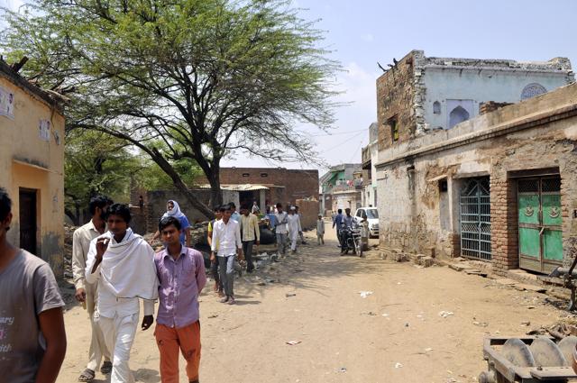 The uneasiness in the air is palpable since Saturday at Ghasera village in Mewat. (Abhinav Saha/HT Photo) The uneasiness in the air is palpable since Saturday at Ghasera village in Mewat. (Abhinav Saha/HT Photo)