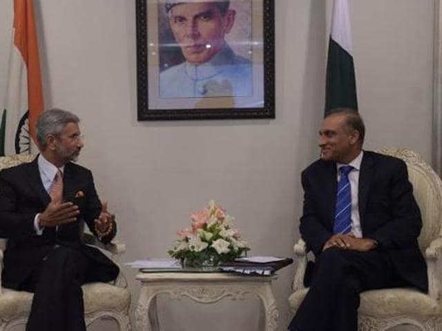 File photo of India’s foreign secretary Subrahmanyan Jaishankar (L) holding talks with Pakistani counterpart Aizaz Ahmed Chaudhry at the foreign ministry in Islamabad.(AFP Photo) File photo of India’s foreign secretary Subrahmanyan Jaishankar (L) holding talks with Pakistani counterpart Aizaz Ahmed Chaudhry at the foreign ministry in Islamabad.(AFP Photo)