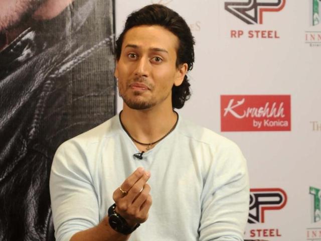 Actor Tiger Shroff talks about his upcoming film Baaghi in New Delhi.(IANS) Actor Tiger Shroff talks about his upcoming film Baaghi in New Delhi.(IANS)