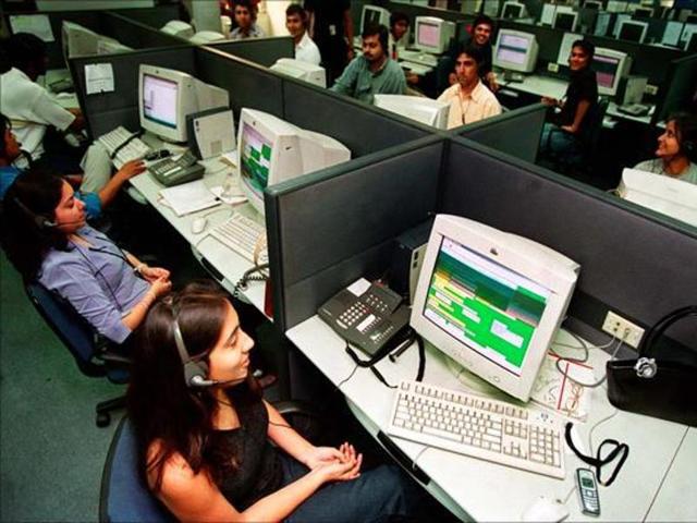 The IT sector will maintain global market share gains, supported by a wider coverage and operating efficiency, albeit at a moderate pace, Moody’s Investors Service said.(HT File Photo)
