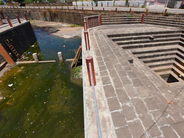 The dried-up confluence of rivers -- Godavari and Ahalya -- a kilometre from their origin in the Brahmagiri mountain. The confluence is a revered by Hindus. (Vijayanand Gupta/HT Photo)