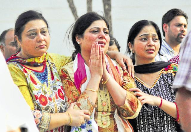 Rachit’s family in mourning. (Sant Arora/HT Photo) Rachit’s family in mourning. (Sant Arora/HT Photo)