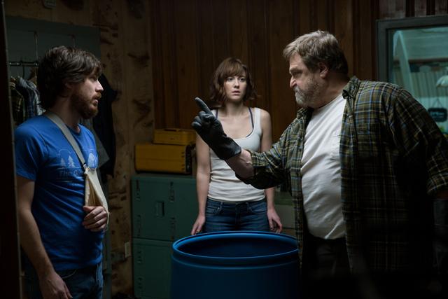 More good news: 10 Cloverfield Lane works perfectly as a stand-alone sequel. It requires absolutely no knowledge of the first film. More good news: 10 Cloverfield Lane works perfectly as a stand-alone sequel. It requires absolutely no knowledge of the first film.