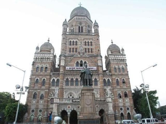 The BMC has retained the base FSI of 1.33 in the island city and 1 in the suburbs, but increased the minimum available FSI to 2 by tweaking certain provisions. (HT file photo) The BMC has retained the base FSI of 1.33 in the island city and 1 in the suburbs, but increased the minimum available FSI to 2 by tweaking certain provisions. (HT file photo)