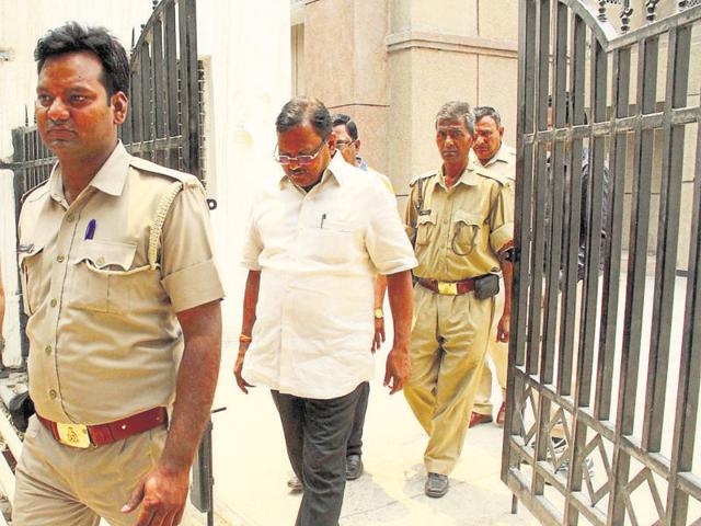 The CBI alleged that Yadav Singh accepted bribes to allot project of laying underground cables to Tirupati Construction (Sakib Ali/HT Photo) The CBI alleged that Yadav Singh accepted bribes to allot project of laying underground cables to Tirupati Construction (Sakib Ali/HT Photo)